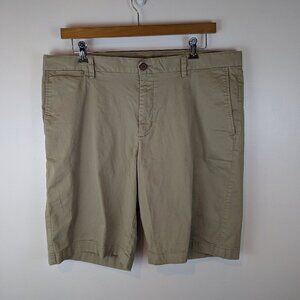 Tommy Bahama Top Sail Khaki Shorts, Sz 40